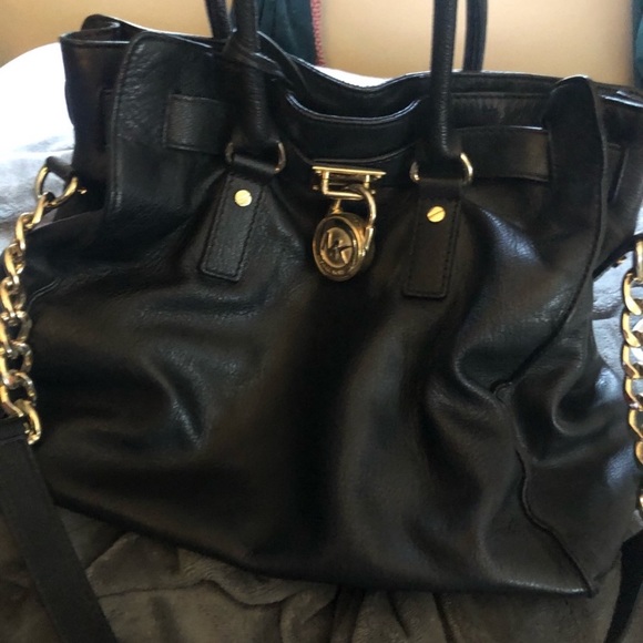 *SOLD* Michael Kors large Hamilton Satchel - Picture 1 of 6